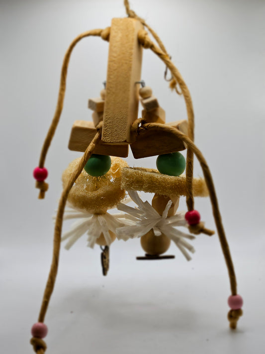 Spider Forge Toy – Multi-Texture Fun for Curious Beaks!